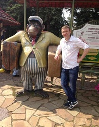 Владимир Захаров