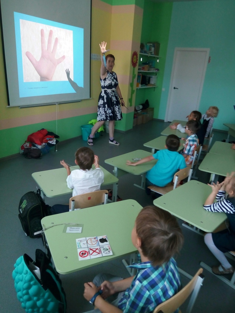 Жизнь с аутизмом и без него. Методики работы с детьми аутистами. Первые симптомы аутизма у детей. Трудотерапия для аутистов. Жизнь с аутизмом и без него.